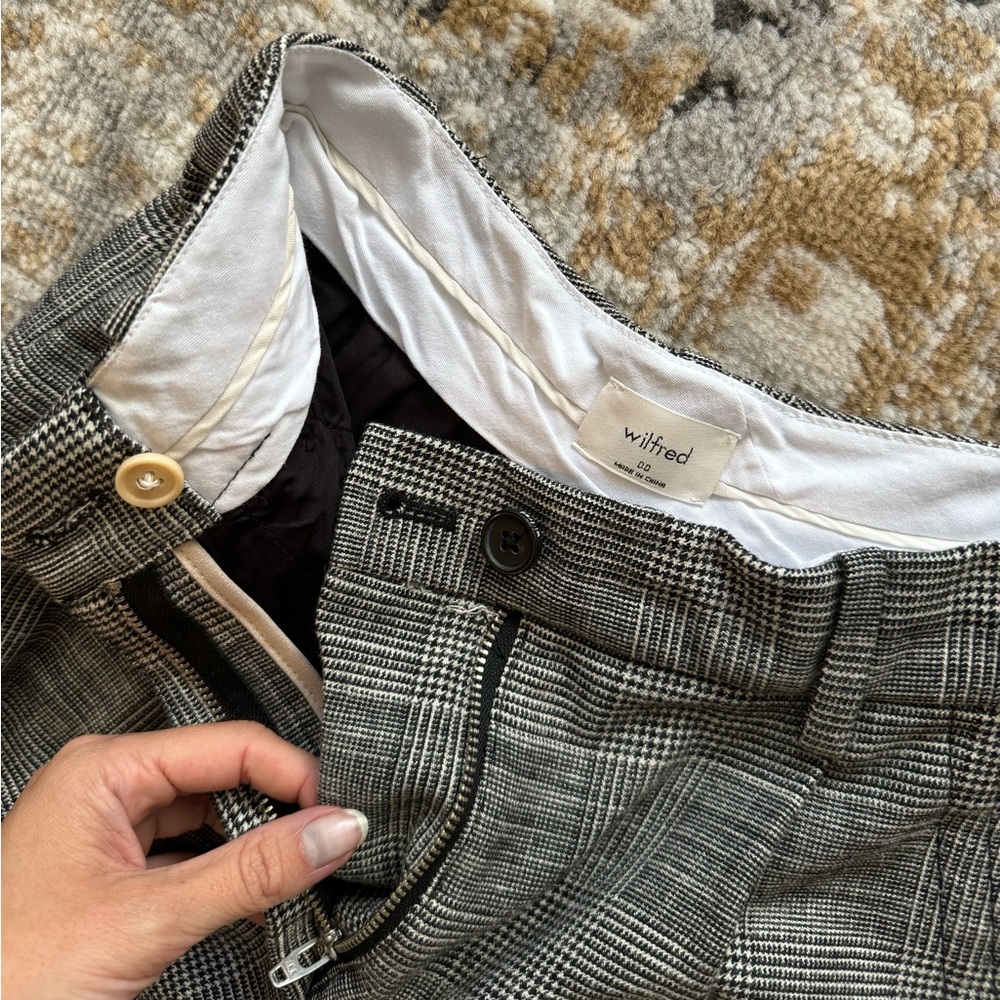 Aritzia Wilfred Glen Plaid Trousers in Black and White